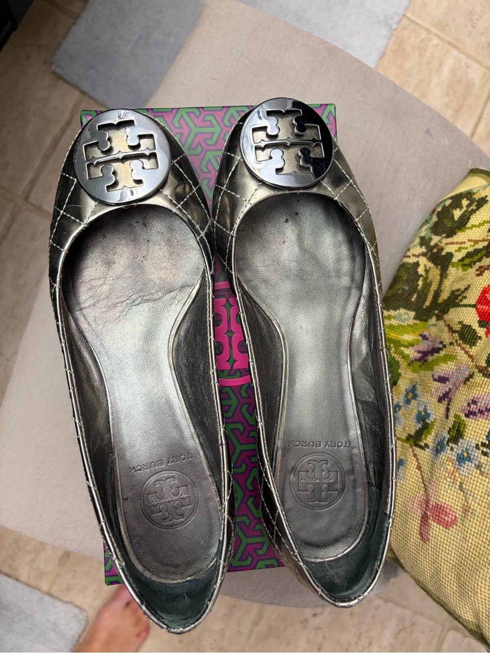 Tory Burch Metallic Quilted Leather Ballet Flats in pewter size 7.5 classic